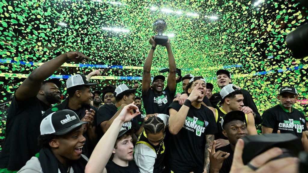 Oregon tops Colorado for final Pac-12 tournament title