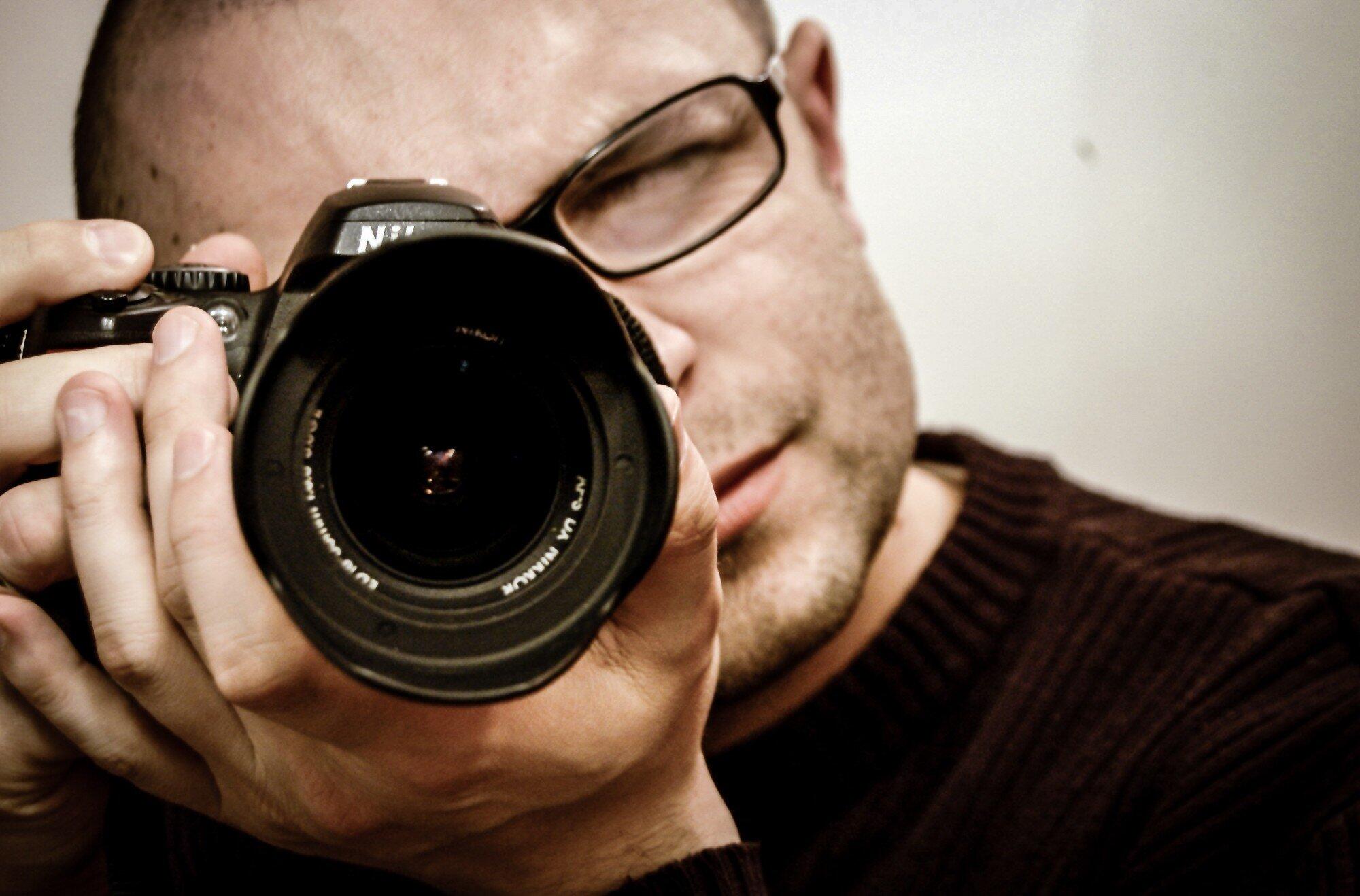 Business Casual Headshots to Unleash Your Personality