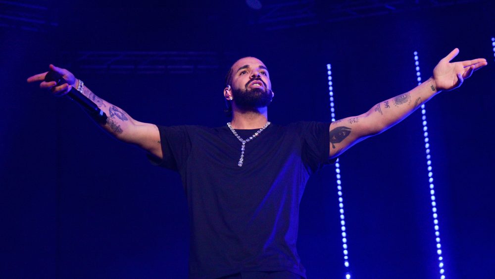 ATLANTA, GA - DECEMBER 9: Rapper Drake performs onstage during "Lil Baby & Friends Birthday Celebration Concert" at State Farm Arena on December 9, 2022 in Atlanta, Georgia. (Photo by Prince Williams/Wireimage)