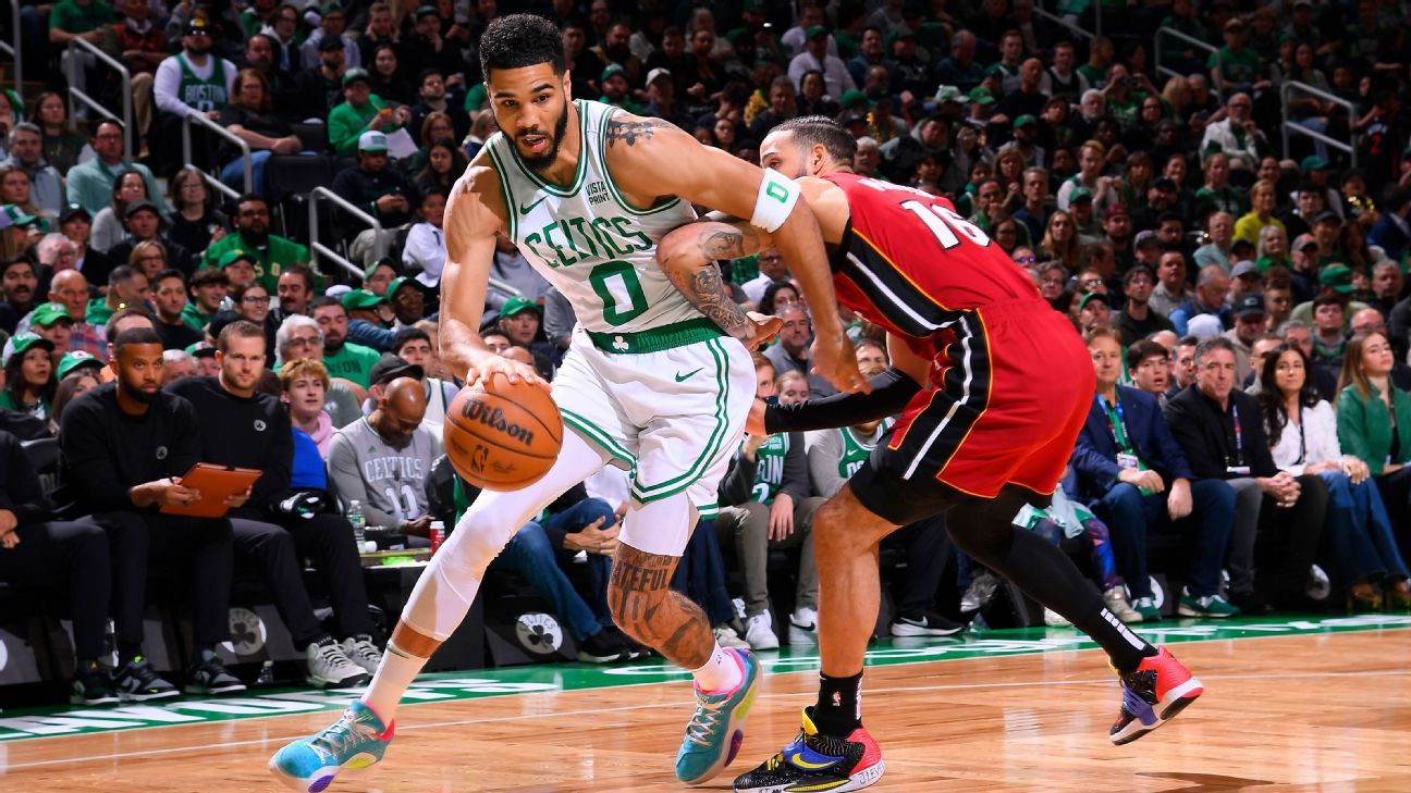 Jayson Tatum sparks Celtics to win over Heat, downplays fall