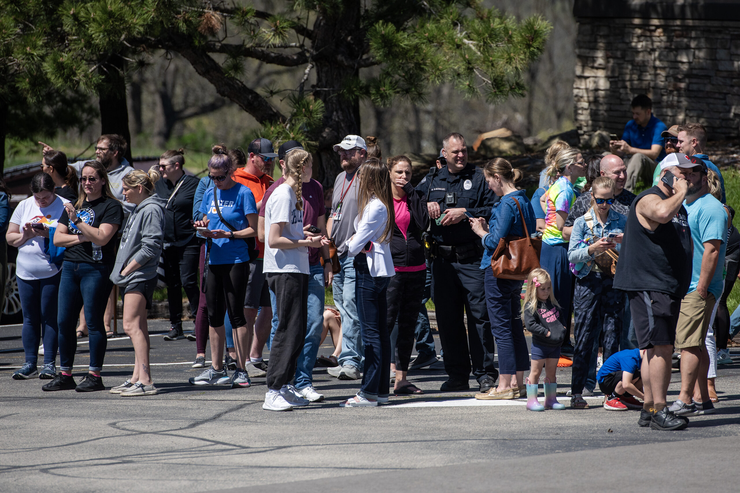 Police kill armed student outside Mount Horeb school