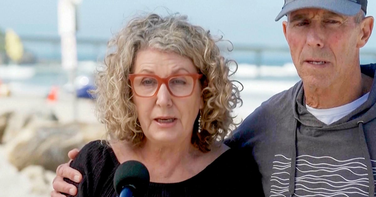 Mother of Australian surfers killed in Mexico gives moving tribute to sons at a beach in San Diego