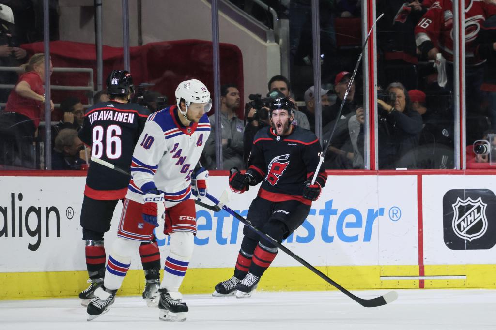 Rangers' Artemi Panarin has multiple miscues in Game 4 to forget