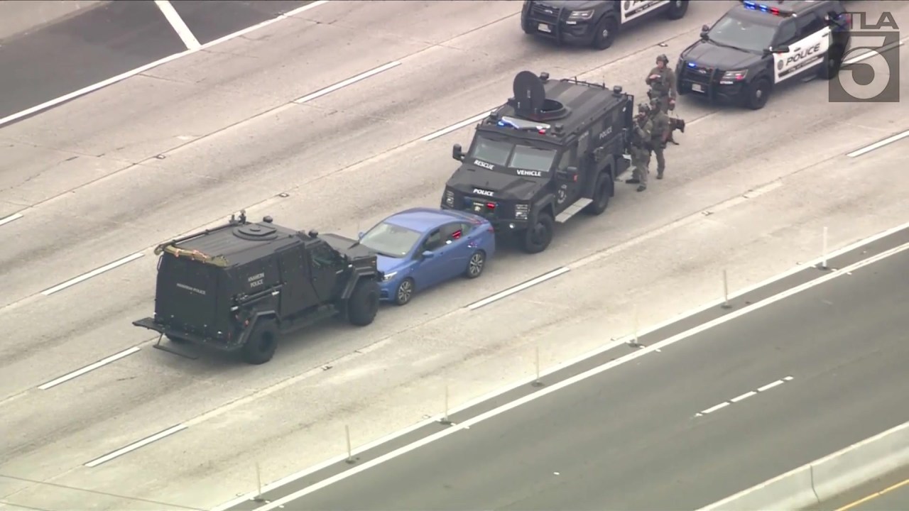 Suspect dead after chase, 4-hour standoff on Southern California freeway