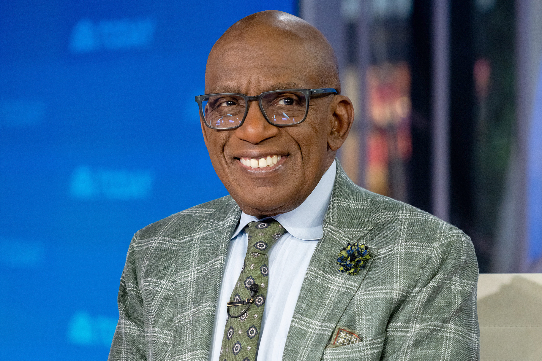 Al Roker Hilariously Pulls Off a New TikTok Trend (VIDEO)