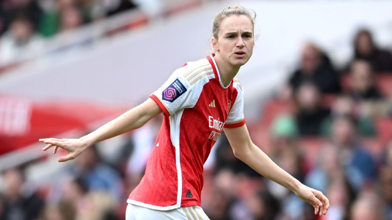 Arsenal's Miedema set for Man City after summer exit - sources