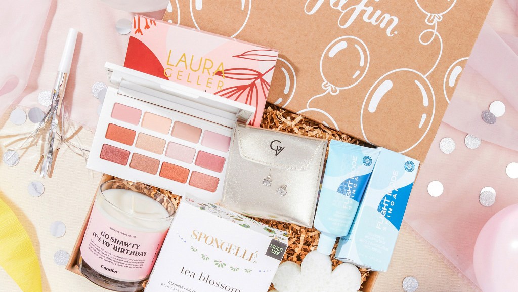 Best Subscription Boxes for Women 2024: Last-Minute Mother's Day Gifts