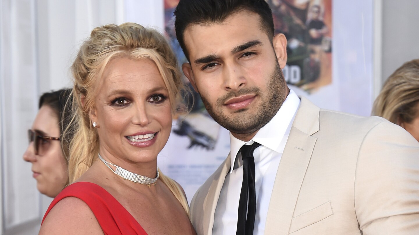 Britney Spears and Sam Asghari are officially divorced and single