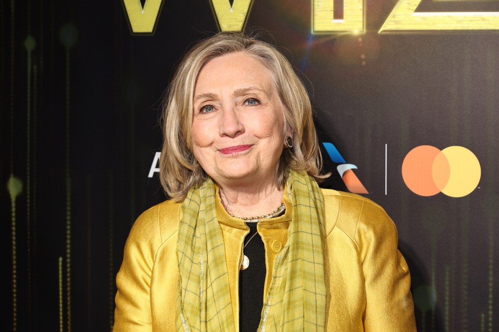 Hillary Clinton to Speak at Environmental Media Association Summit