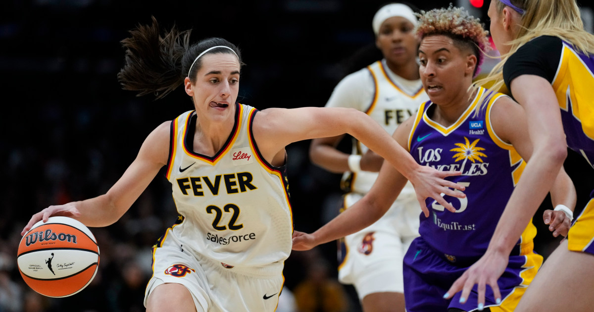 Indiana Fever beat L.A. Sparks, Caitlin Clark's first WNBA win