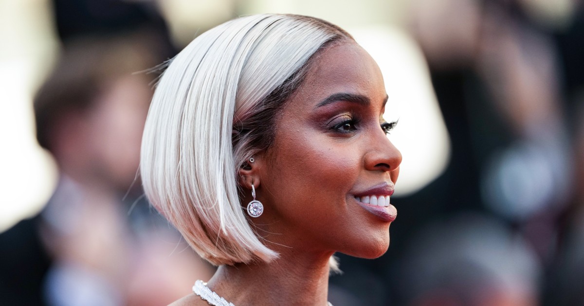 Kelly Rowland appears to clash with Cannes red carpet usher after being rushed up stairs