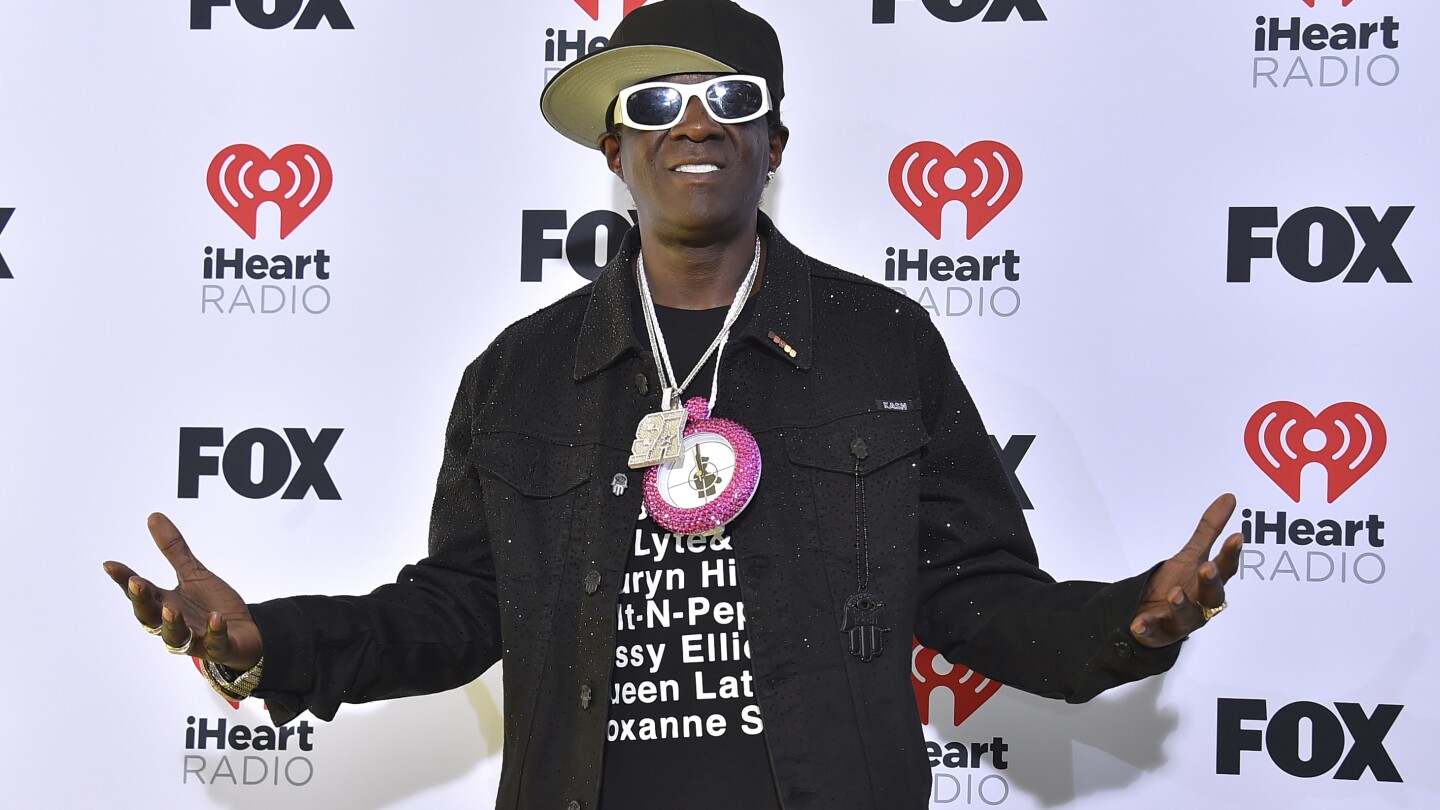 Olympics: Flavor Flav official hype man for US women's water polo team