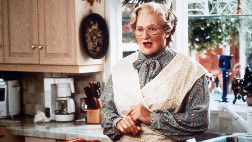 Robin Williams Wrote Letter to Principal Who Kicked Out Mrs. Doubtfire Star