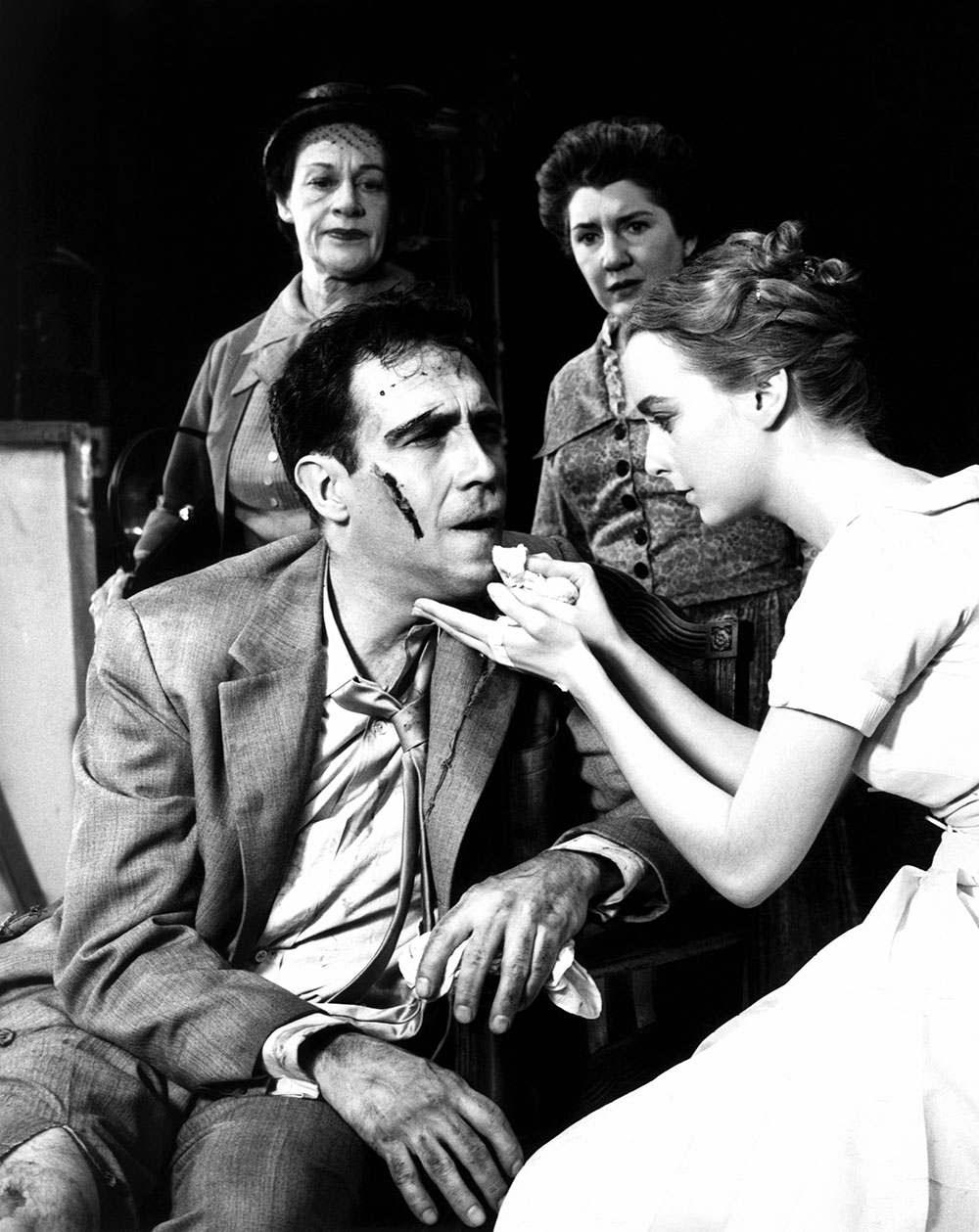 'Virginia Woolf' Star, Acting Teacher Was 86