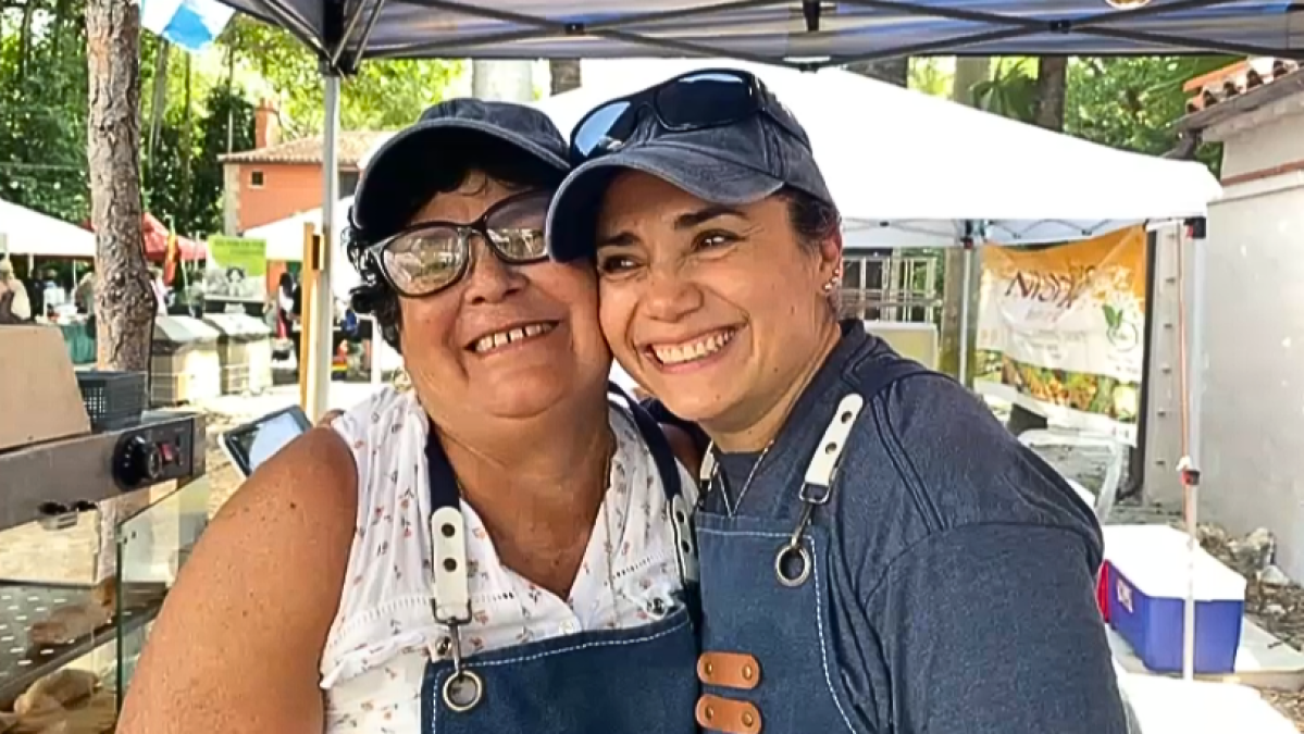 ¡Con música! Miami celebra el Día de la Madre y despide la Semana de la Flota – Telemundo Miami (51)