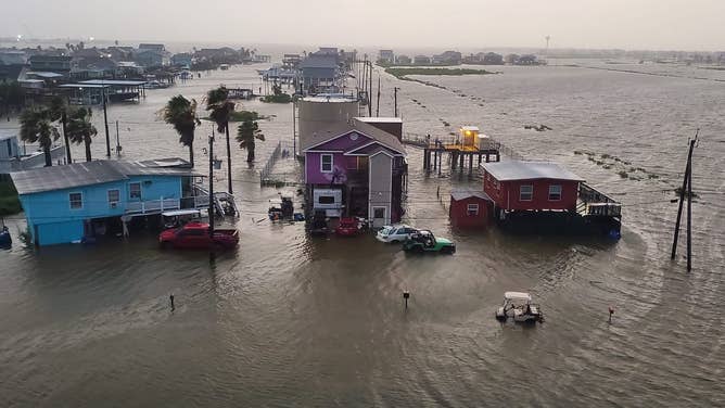 Alberto storm surge in Surfside Beach TX