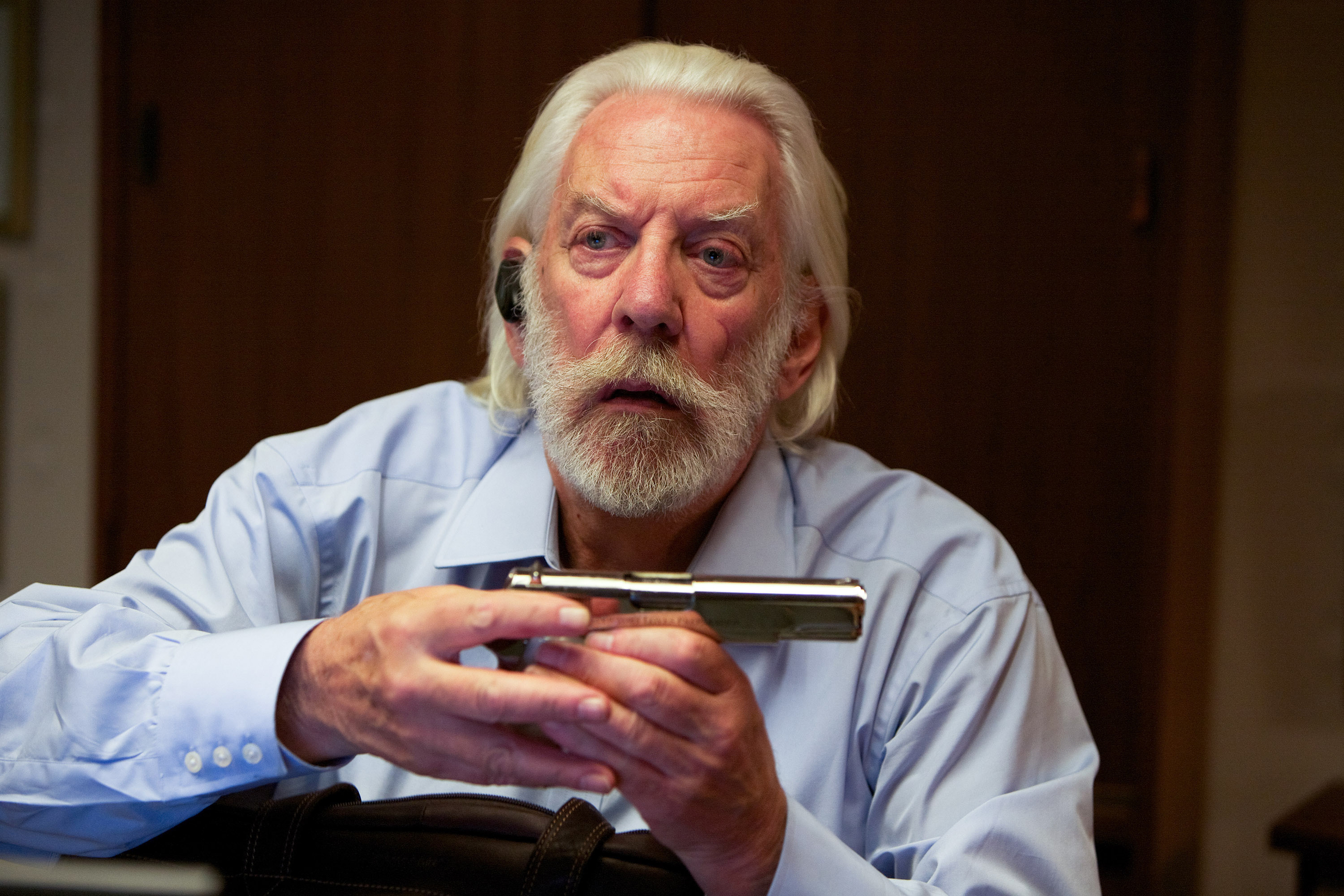 Donald Sutherland as Harry McKenna in The Mechanic.