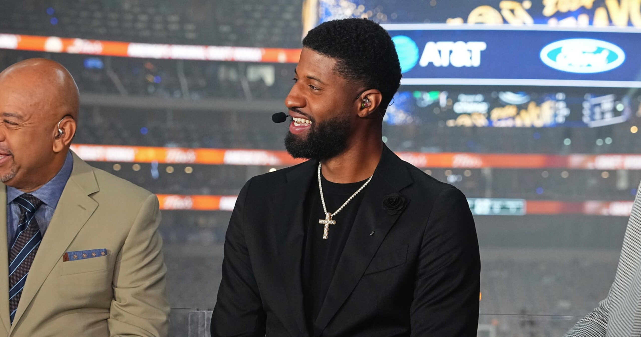 Paul George Trade Rumors: Warriors Willing to Give Clippers Star 4-Year Max Contract | News, Scores, Highlights, Stats, and Rumors