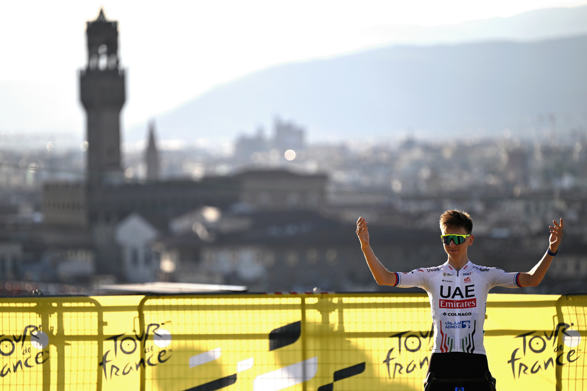 Tour de France stage 1 Live - Race for the first yellow jersey begins in Florence