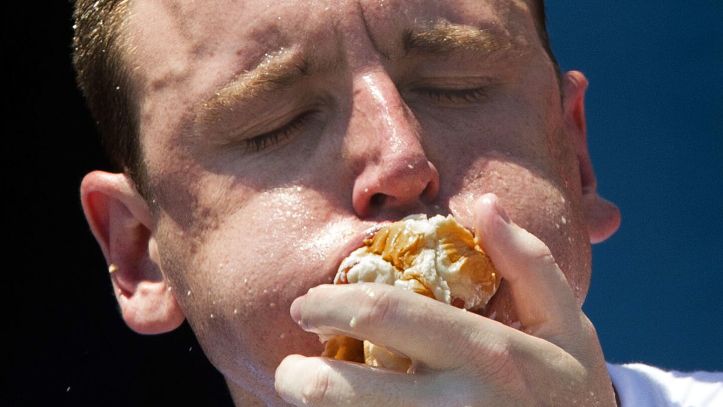 After split with NYC July 4 hot dog competition, Joey Chestnut heads to army base event in Texas