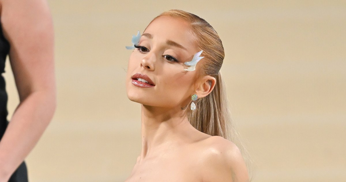 Ariana Grande Loves Using This ABH Setting Powder