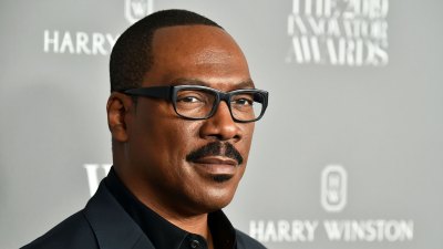 Eddie Murphy’s Family Guide: Meet His 10 Children glasses