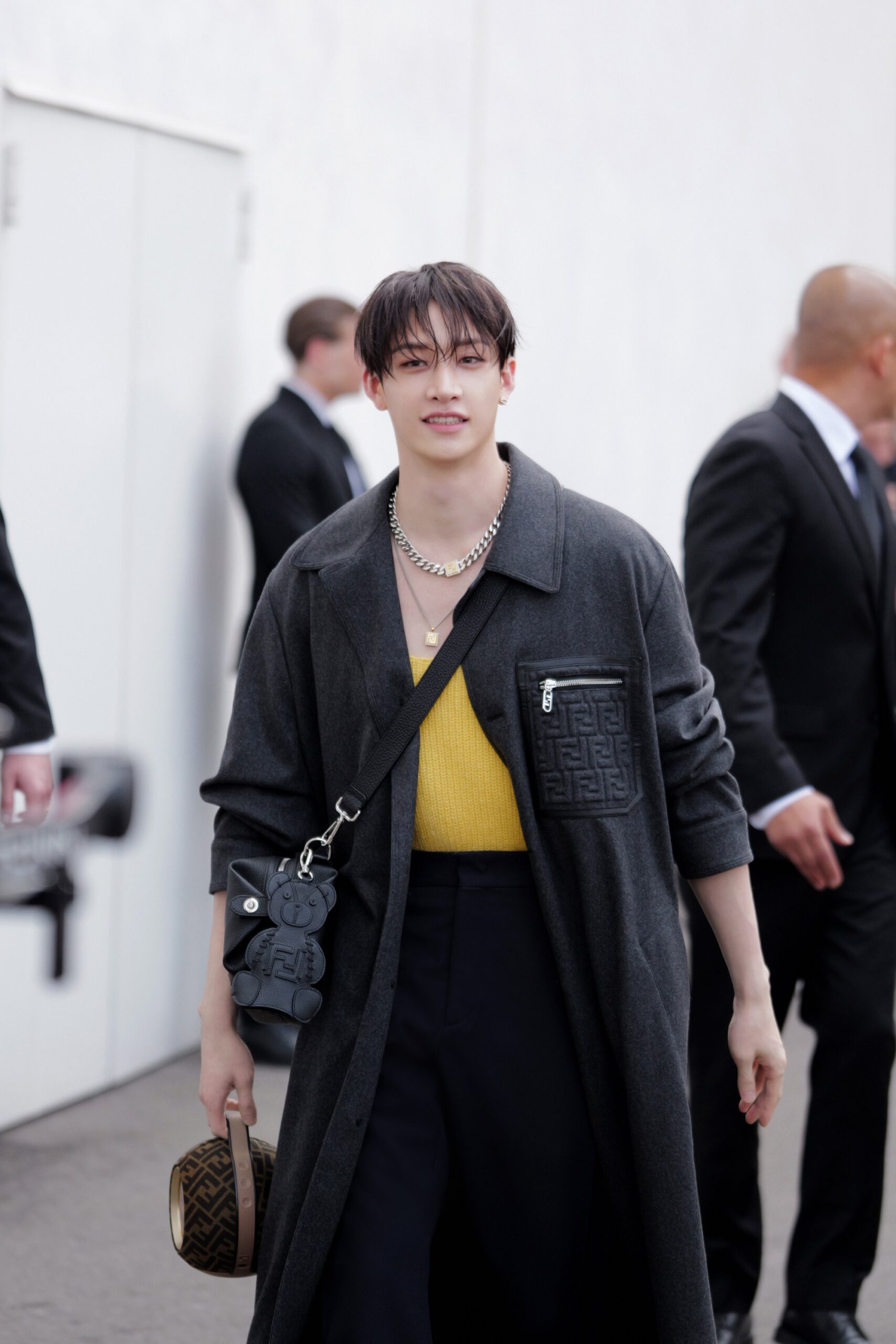 K-Pop Stars Shine at Spring Summer Fashion Shows in Europe