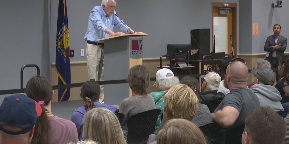 Sen. Bernie Sanders holds rally in Eau Claire