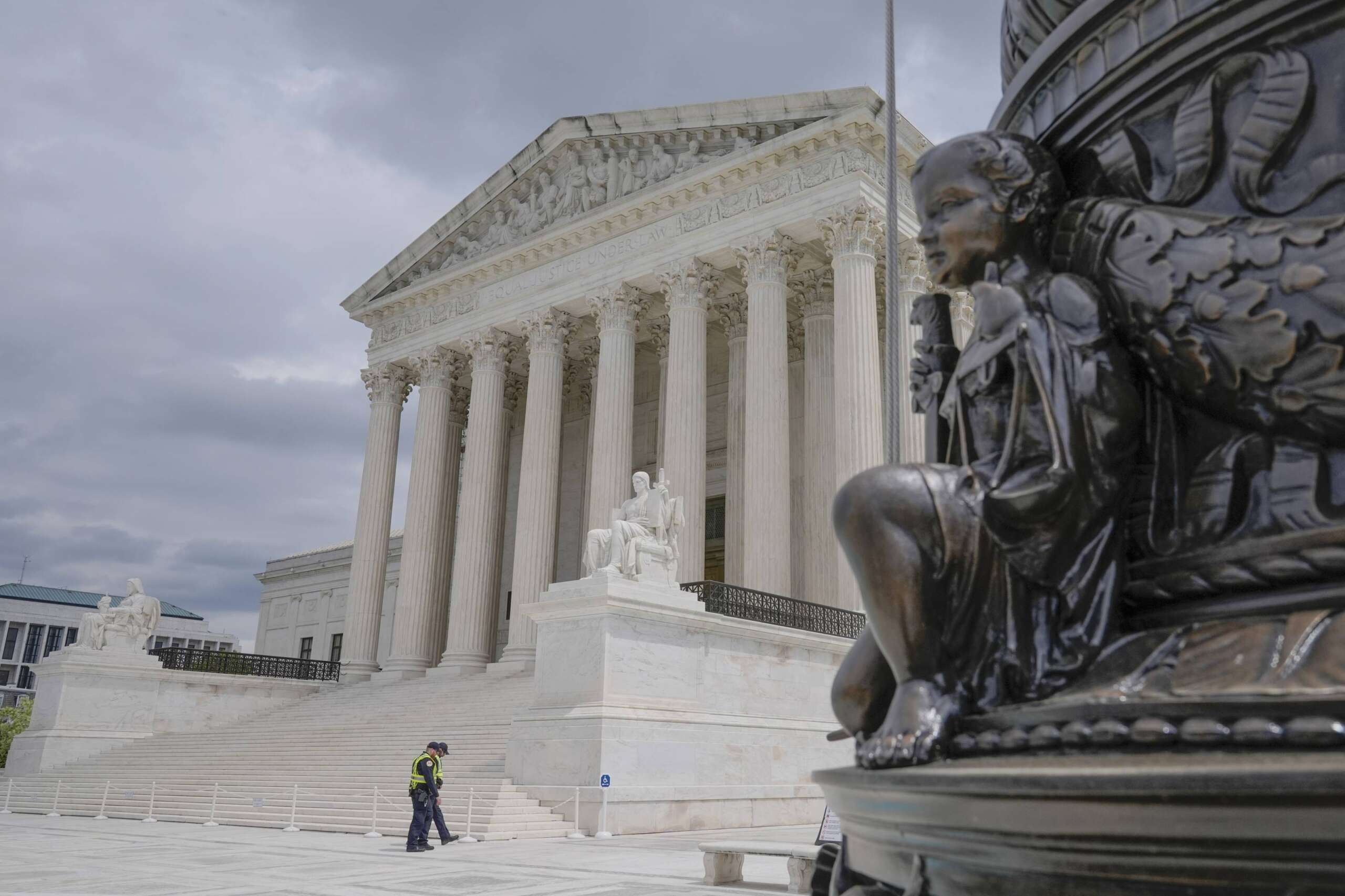 The Supreme Court weakens federal regulators, overturning decades-old Chevron decision