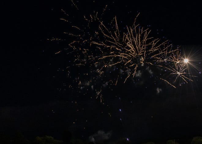 As part of the annual Independence Day Celebration, the Springettsbury Township Park sky is lit up with a fireworks display. The Sounds of Summer concert by Dave Bray USA kicked off the evening and was followed by the fireworks. Randy Flaum photos for The York Dispatch - yorkstoryman@gmail.com