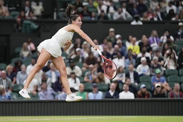 Emma Navarro extends dream run at Wimbledon, beats Coco Gauff