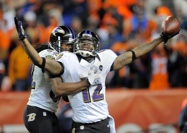 1/12/13--Denver, CO-- sp-p-ravens-broncos-fox, -- Ravens' #12 Jacoby Jones and teammte...