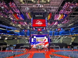 What time does Trump speak at RNC convention tonight in Milwaukee?