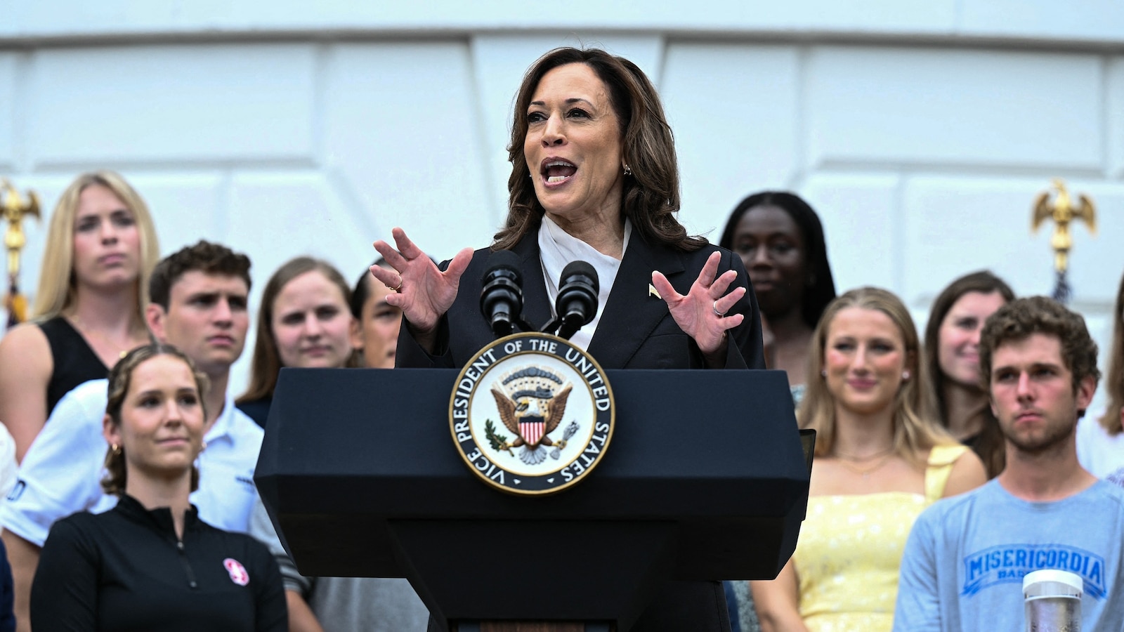 Election 2024 updates: Harris makes 1st public appearance since Biden's announcement