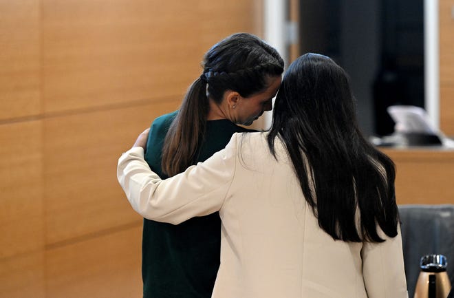 Ashley Benefield and paralegal Amrita Duckett before the start of the voir dire portion of Benefield’s trial for the second-degree murder of her estranged husband in 2020 at the Manatee County Judicial Center, July 22, 2024.