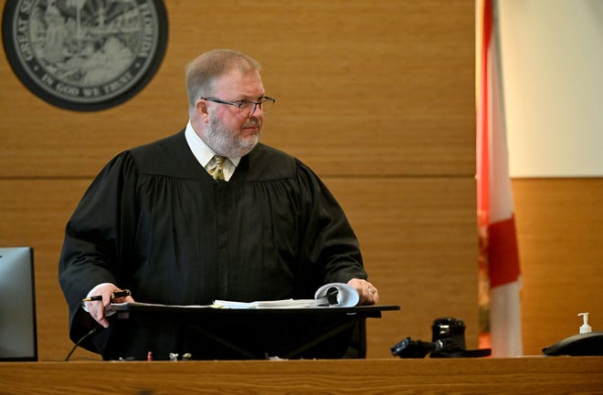 Ashley Benefield appears before potential jurors in the voir dire portion of her trial for the second-degree murder of her estranged husband in 2020 at the Manatee County Judicial Center, July 22, 2024.