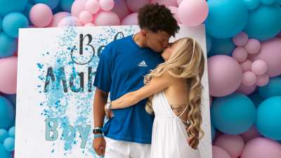 NFL Star Patrick Mahomes and Wife Brittany Announce Sex of Baby No. 2 — With Squirt Gun Reveal