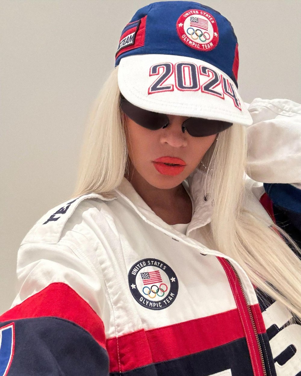 Beyonce Brings the Patriotic Spirit With Olympics Inspired Fit