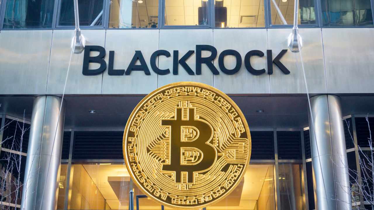 BlackRock's IBIT Becomes Largest Bitcoin Fund Overtaking Grayscale