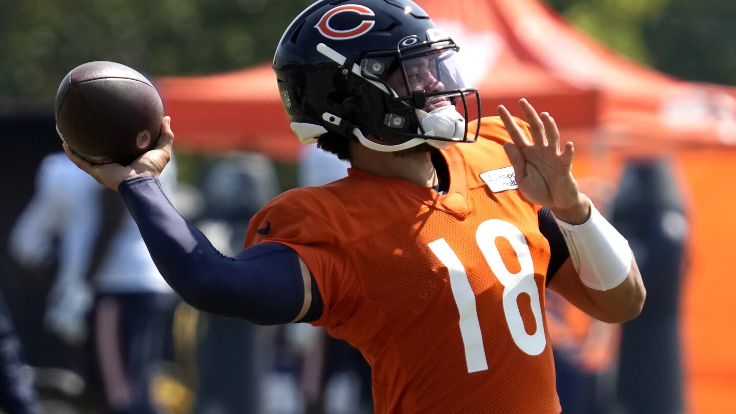 Chicago Bears QB Caleb Williams fights through training camp's early ups and downs