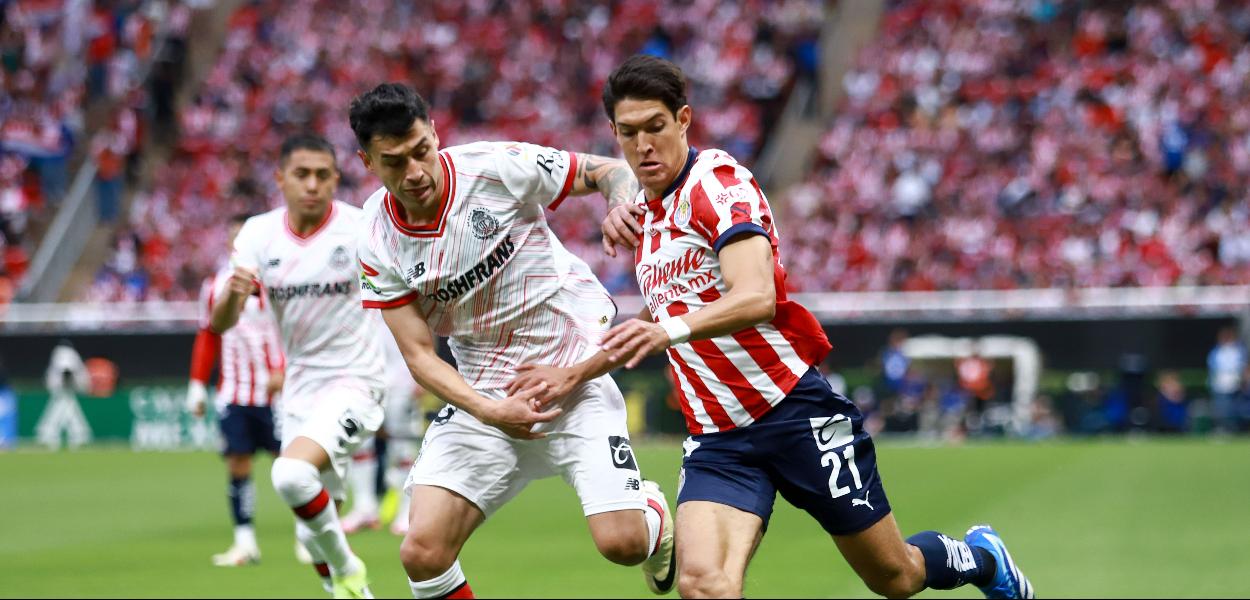 Chivas empata con Toluca en su debut en el AP24