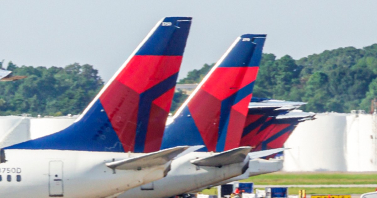 Delta Air Lines cancels hundreds more flights as DOT opens probe