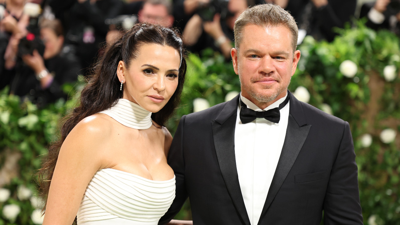 Matt and Luciana Damon at the 2024 Met Gala.