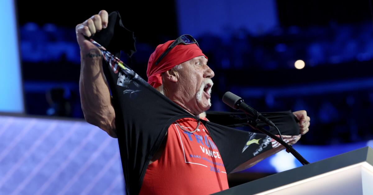 Hulk Hogan rips off shirt at RNC in name of ‘Trumpamania’