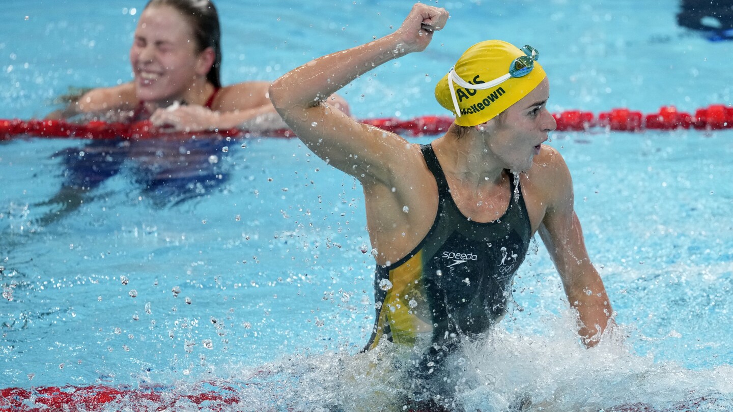 Kaylee McKeown still rules the Olympic backstroke, beating Regan Smith in women's 100 meters