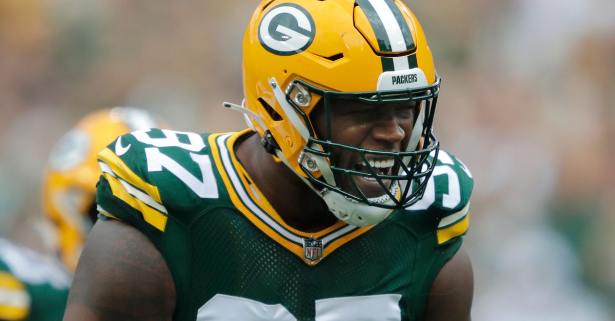 Kenny Clark signs 3-year deal with Green Bay Packers