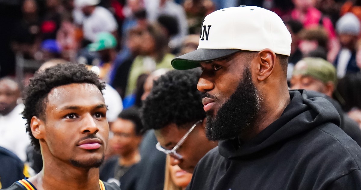 LeBron James signs deal to stay with Lakers, opening door to first father-son teammates in NBA history