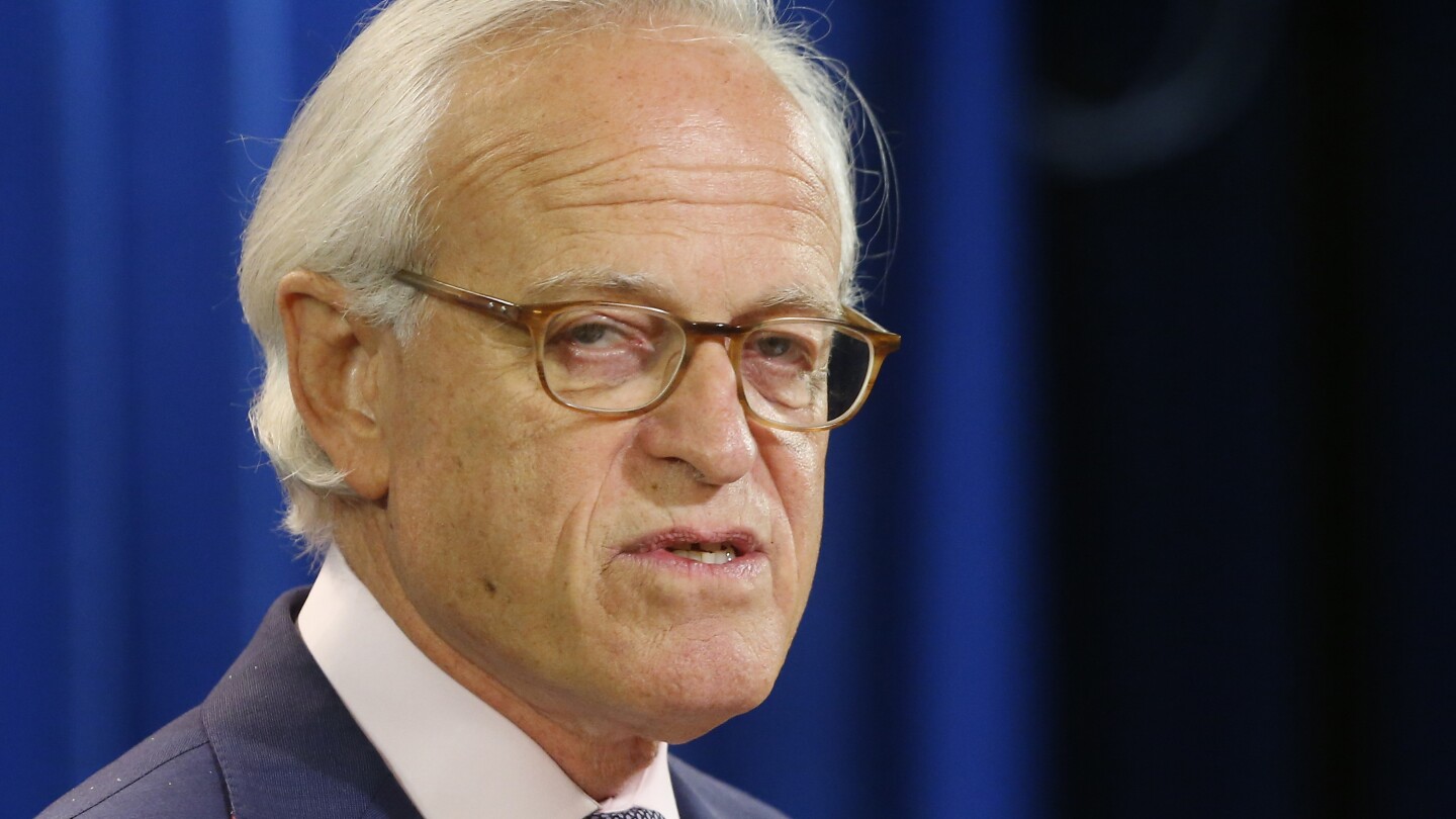 Martin Indyk, former US diplomat and author who devoted career to Middle East peace, dies at 73