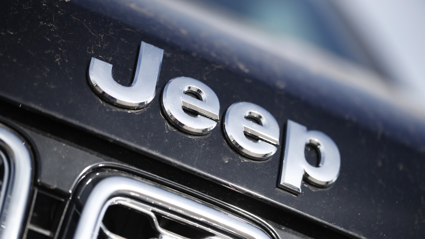 NHTSA launches recall query into 94,000 Jeep Wranglers