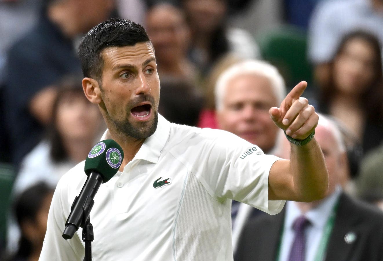 Novak Djokovic Claps Back At ‘Disrespectful’ Wimbledon Fans